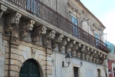 Turist apartmanları Dimora La Rosa Barocca