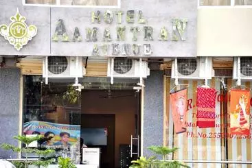 هتل Aamantran Avenue