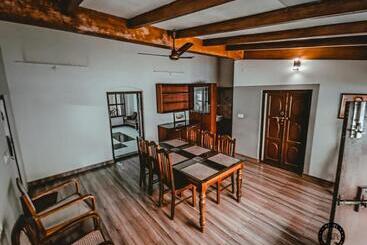 Resort Pearl Beach Bungalow