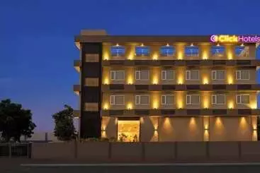 Click Hotel Bhuj