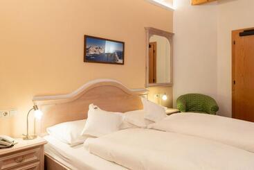 فندق Schopfenhof