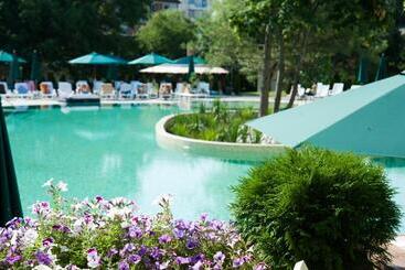 Jeravi Club Hotel All Inclusive