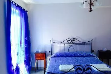 Bed and Breakfast Lovelucca