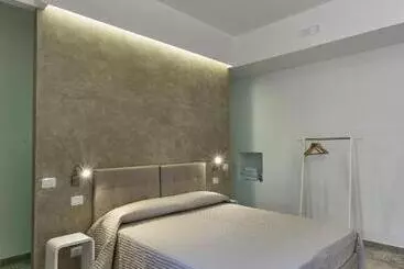 Bed And Breakfast T57