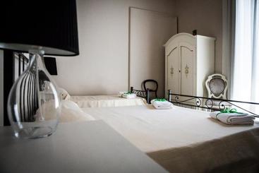 مبيت وإفطار Casa Elide