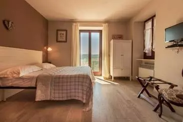 Aamiaismajoitus (B&B) Poggio Dei Farinetti