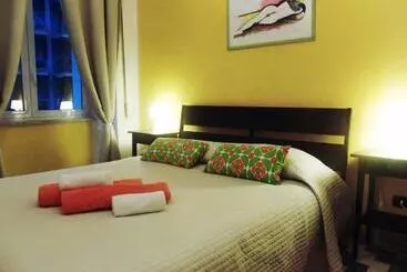 تختخواب و صبحانه A Casa Di Mario