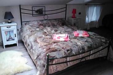 Caicai Bed And Breakfast