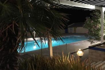 渡假胜地  Desert Rain Spa