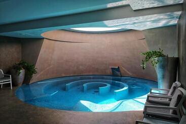 Balneum Boutique Hotel & B&b