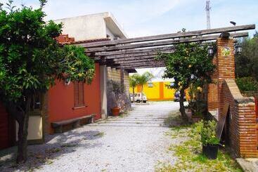 Bed and Breakfast Borgo Camicia In