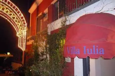 Hotelli Villa Iulia