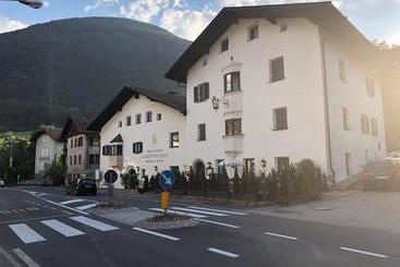 בית מלון כפרי Gasthof Goldenes Lamm