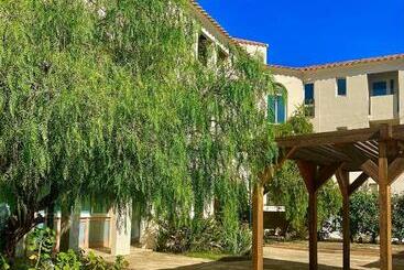 Hotel Les Pavillons Du Golfe