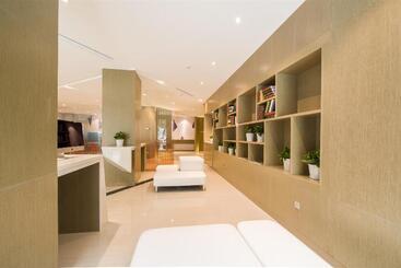 בית מלון כפרי Holiday Inn Express Chengde Downtown, An Ihg