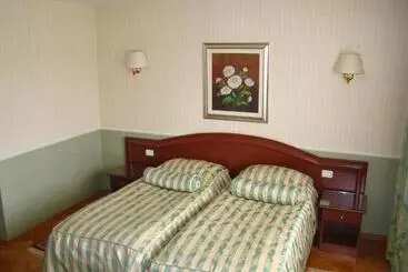 Hotelli Vila Ariston