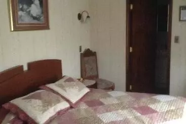 ユースホステル Hostal Möller