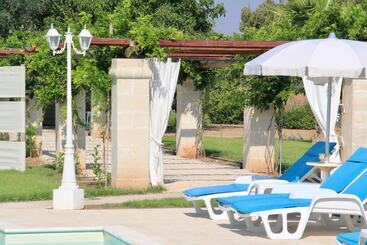 مبيت وإفطار Tenuta Donna Caterina