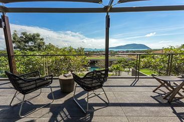 Casabay Luxury Pool Villas By Stay