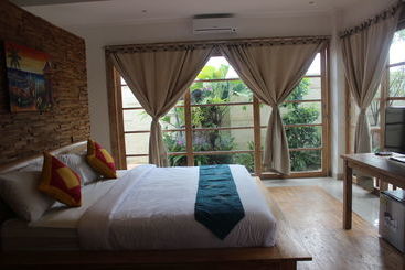 Inn Kedungu Surf Camp