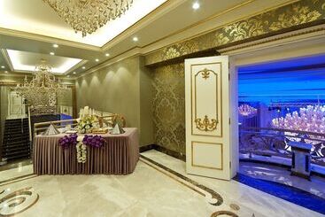 Hotel Casablanca Grand