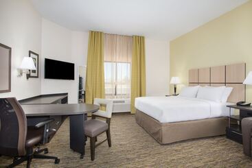 فندق Candlewood Suites Pueblo, An Ihg