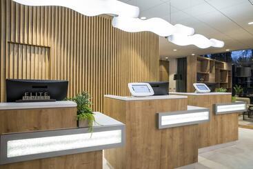 هتل Courtyard By Marriott Edinburgh West