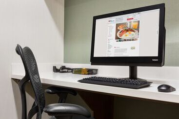 فندق Hilton Garden Inn Houstonbaytown