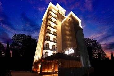 Otel Shizku Adults Only