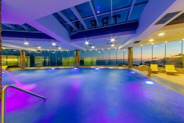 هتل آپارتمان Tre Canne