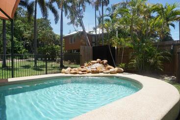 公寓 Yongala Lodge By The Strand