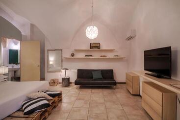 هتل B&b Corte Dei Romiti   Lecce Selection