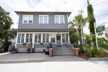 Hotel Carriage Way Centennial House   Adult Only  Saint Augustine