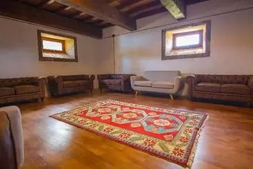 Albergue Monasterio Y Pension De Moraime