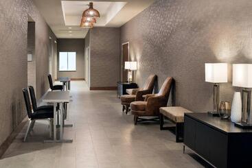 فندق Courtyard By Marriott Pullman