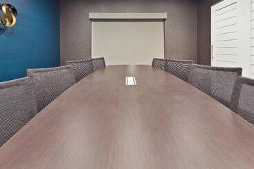 בית מלון כפרי Towneplace Suites By Marriott Montgomery Eastchase