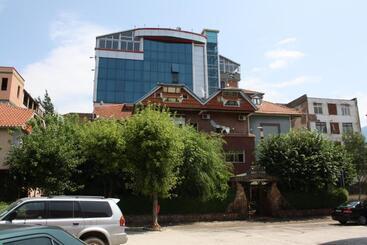 فندق Bar Restaurant America