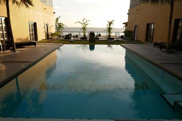 בית מלון כפרי Royal Palm