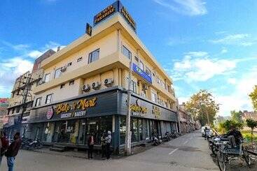 Fabhotel De Agya Paradise