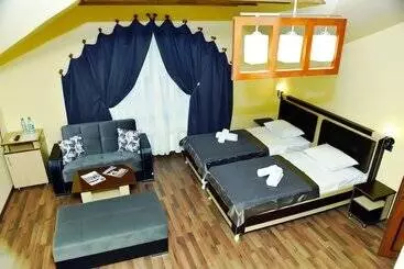 هتل Yaffle Inn Shaki Boutique