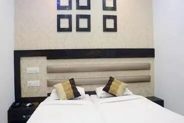 ユースホステル Room Maangta 136   Cst