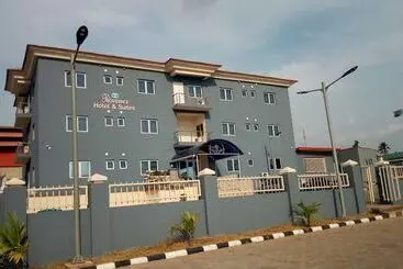 Providence Hotel And Suites