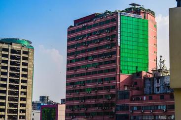 هتل The Rahmania International