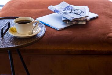 Maxuite Hotel In Home