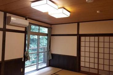 Tawaraya Ryokan Koto Shirasagikan