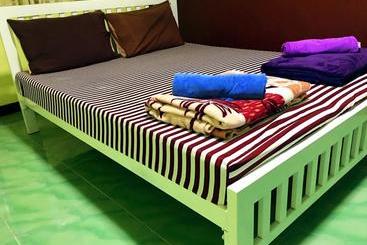 هتل Winny Apartment Rayong