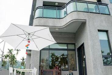 تختخواب و صبحانه 集集16號 百大金質好客民宿