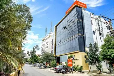 Hotel Fabexpress Essvee Mg Road Vijayawada