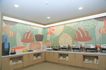 Hanting Hotel Huaian Zhou Enlai Memorial Hall