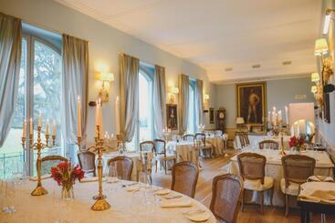 Hotel Villa Necchi Alla Portalupa